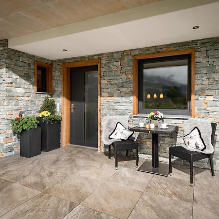 Theresa شقة فغن