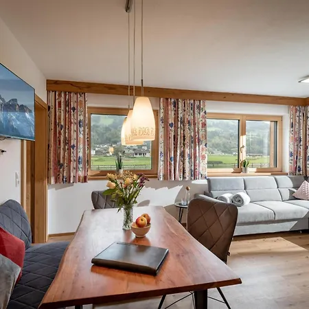 アパート Theresa