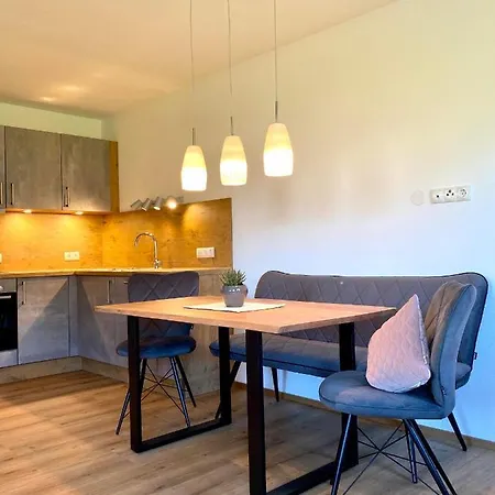 Theresa Apartment